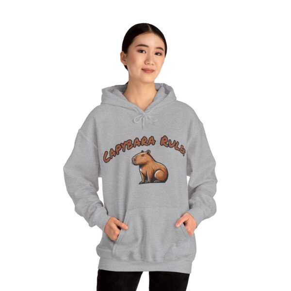 Unisex Heavy Blend™ Hooded Sweatshirt with Cute Capybara Design – Warm and Stylish Hoodie