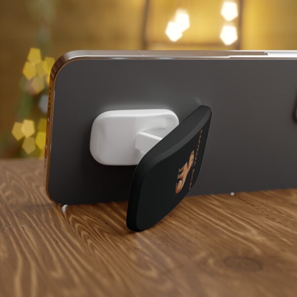 Capybara Phone Grip – Cute & Functional Click-On Grip for Secure Hold