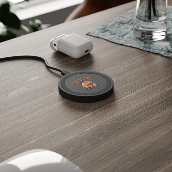 Capybara Quake Wireless Charging Pad – Fast, Reliable Charging with Adorable Capybara Design