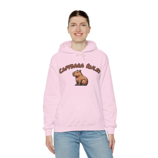 Unisex Heavy Blend™ Hooded Sweatshirt with Cute Capybara Design – Warm and Stylish Hoodie