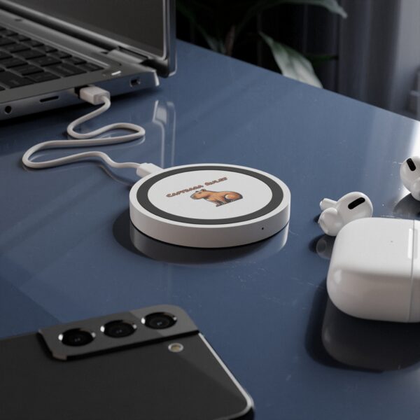 Capybara Quake Wireless Charging Pad – Fast, Reliable Charging with Adorable Capybara Design