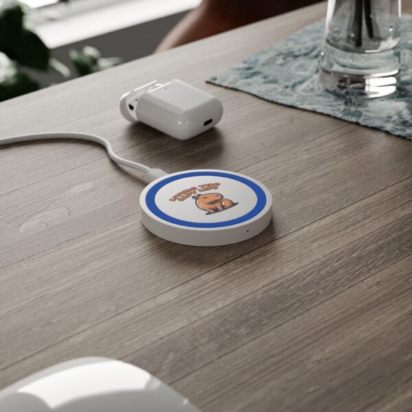Capybara Quake Wireless Charging Pad – Fast, Reliable Charging with Adorable Capybara Design