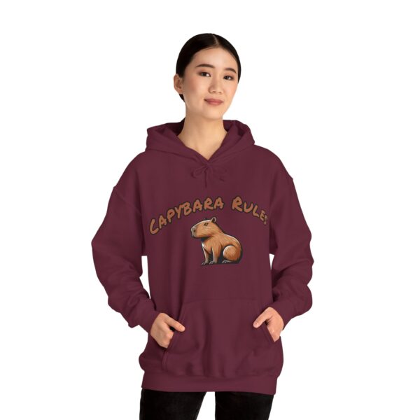 Unisex Heavy Blend™ Hooded Sweatshirt with Cute Capybara Design – Warm and Stylish Hoodie