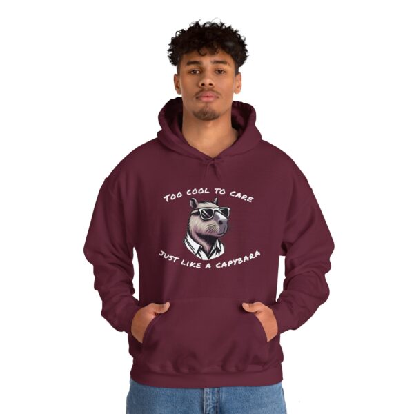 15479598730009725778_2048-1.jpeg Unisex Heavy Blend™ Hooded Sweatshirt with Cute Capybara Design – Warm and Stylish Hoodie