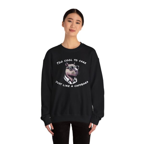 Unisex Heavy Blend™ Crewneck Sweatshirt with Cute Capybara Design – Embrace Comfort Every Day