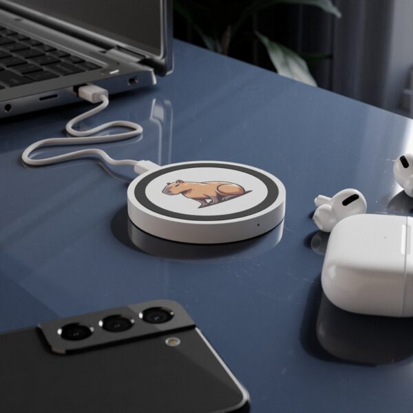 Capybara Quake Wireless Charging Pad – Fast, Reliable Charging with Adorable Capybara Design