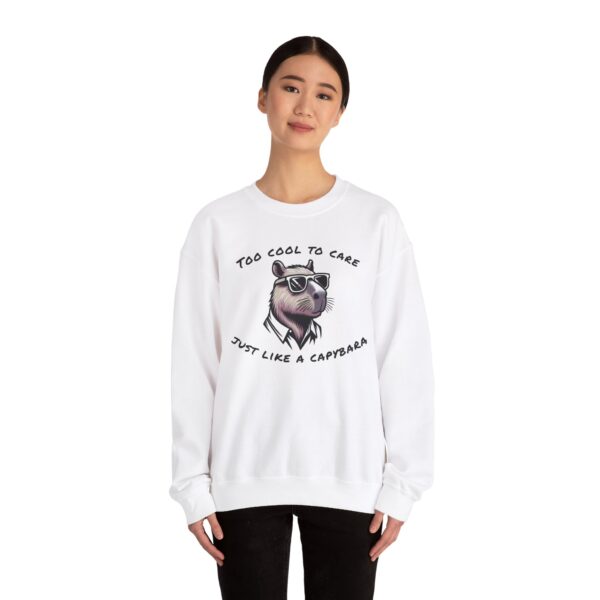 Unisex Heavy Blend™ Crewneck Sweatshirt with Cute Capybara Design – Embrace Comfort Every Day