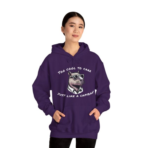 Unisex Heavy Blend™ Hooded Sweatshirt with Cute Capybara Design – Warm and Stylish Hoodie