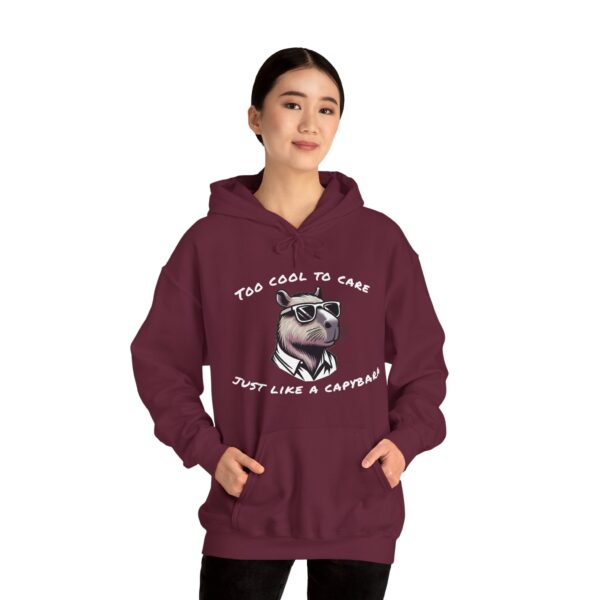 Unisex Heavy Blend™ Hooded Sweatshirt with Cute Capybara Design – Warm and Stylish Hoodie