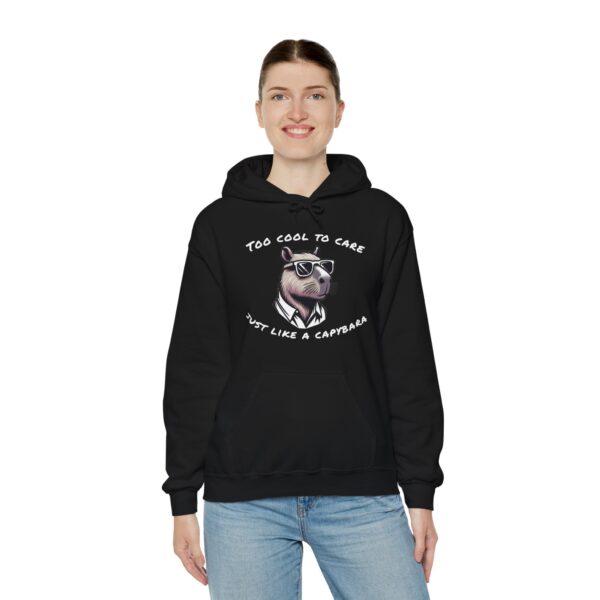 Unisex Heavy Blend™ Hooded Sweatshirt with Cute Capybara Design – Warm and Stylish Hoodie