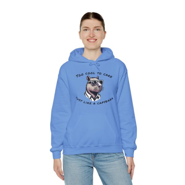 Unisex Heavy Blend™ Hooded Sweatshirt with Cute Capybara Design – Warm and Stylish Hoodie