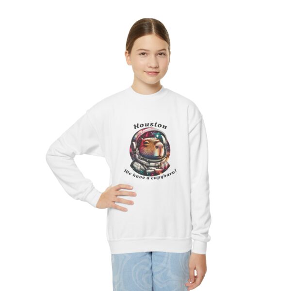 Youth Crewneck Sweatshirt with Adorable Capybara Design – Cozy and Fun for Everyday Wear
