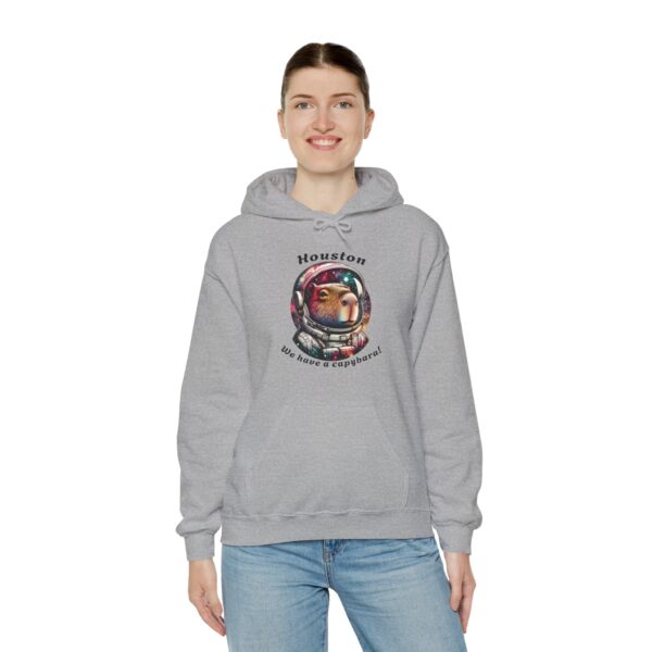 Unisex Heavy Blend™ Hooded Sweatshirt with Cute Capybara Design – Warm and Stylish Hoodie