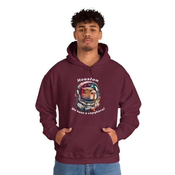 Unisex Heavy Blend™ Hooded Sweatshirt with Cute Capybara Design – Warm and Stylish Hoodie