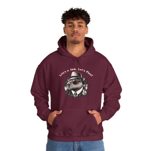 Unisex Heavy Blend™ Hooded Sweatshirt with Cute Capybara Design – Warm and Stylish Hoodie