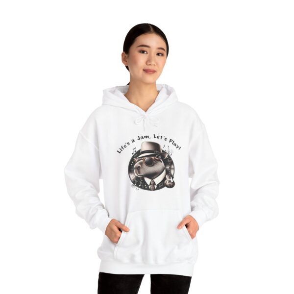 Unisex Heavy Blend™ Hooded Sweatshirt with Cute Capybara Design – Warm and Stylish Hoodie