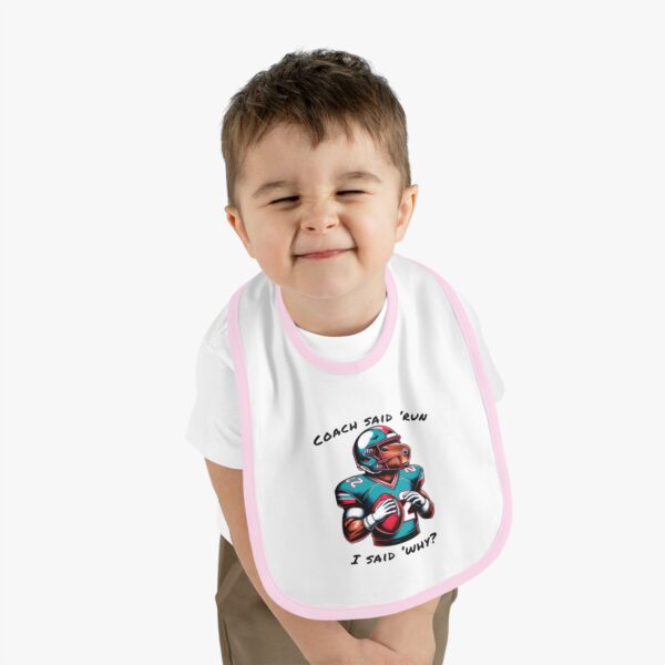 Baby Contrast Trim Jersey Bib with Adorable Capybara Design – Soft, Stylish, and Perfect for Messy Mealtime