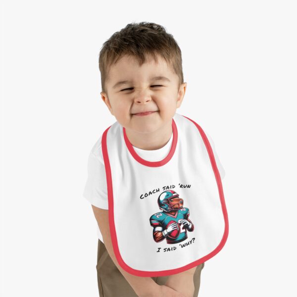 Baby Contrast Trim Jersey Bib with Adorable Capybara Design – Soft, Stylish, and Perfect for Messy Mealtime