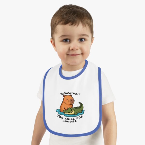 Baby Contrast Trim Jersey Bib with Adorable Capybara Design – Soft, Stylish, and Perfect for Messy Mealtime