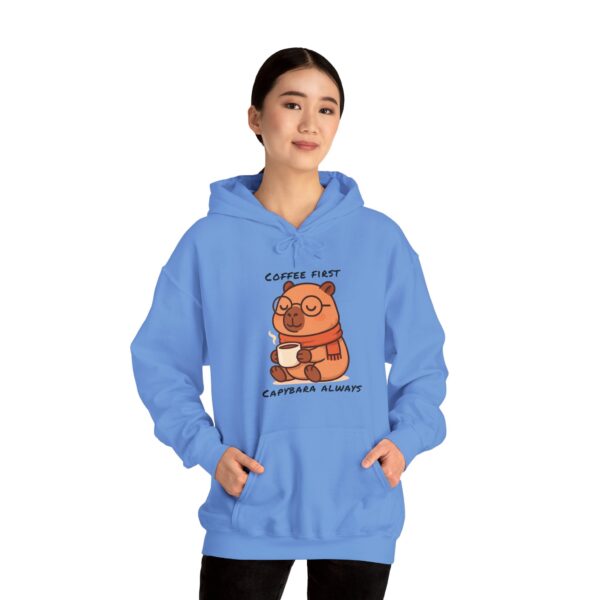 Unisex Heavy Blend™ Hooded Sweatshirt with Cute Capybara Design – Warm and Stylish Hoodie