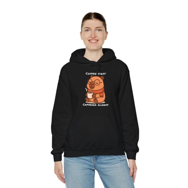 Unisex Heavy Blend™ Hooded Sweatshirt with Cute Capybara Design – Warm and Stylish Hoodie