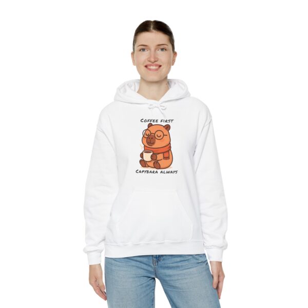 Unisex Heavy Blend™ Hooded Sweatshirt with Cute Capybara Design – Warm and Stylish Hoodie