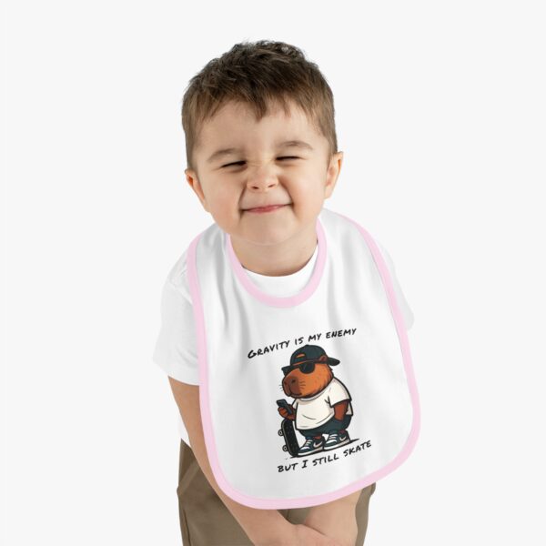Baby Contrast Trim Jersey Bib with Adorable Capybara Design – Soft, Stylish, and Perfect for Messy Mealtime